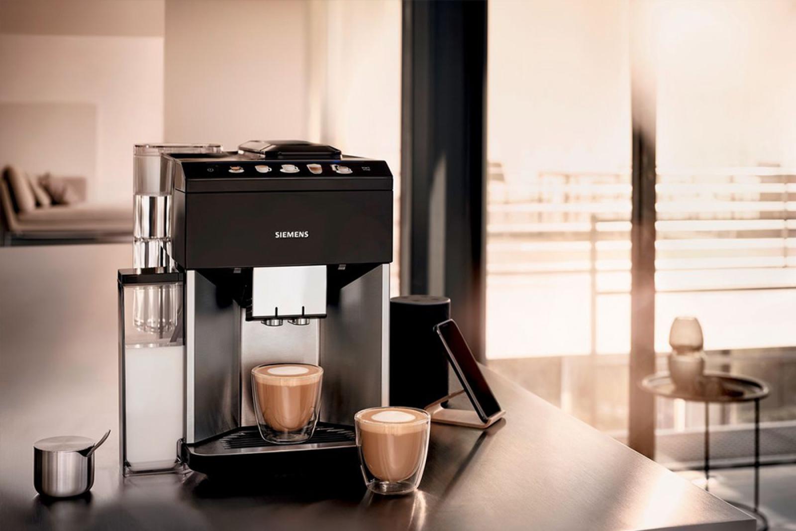 Stand oder Einbaukaffeemaschinen zum Beispiel von Siemens - Zubehör bei Küchen Klinkhammer in Mechernich