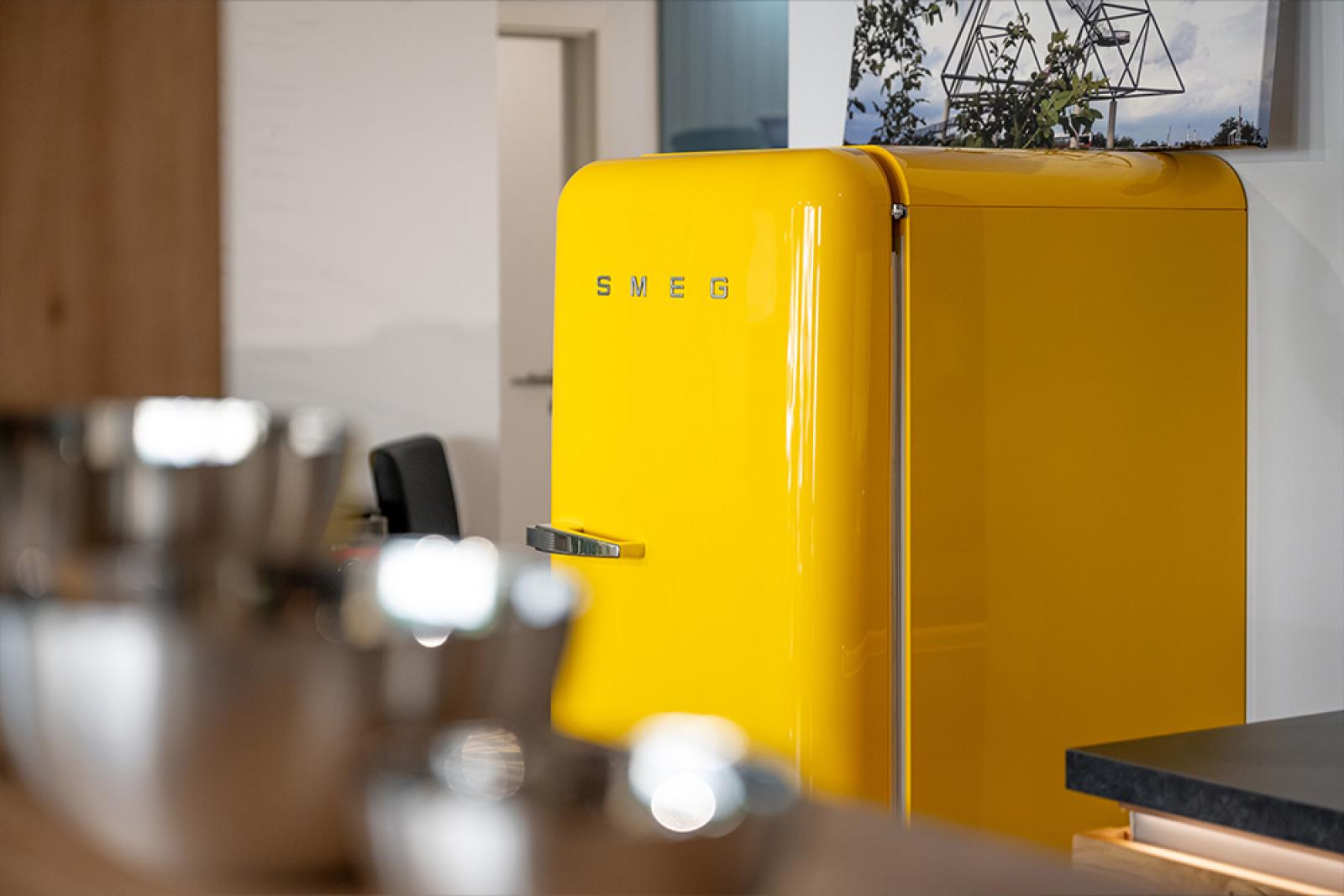 SMEG Kühlschrank - Zubehör bei Küchen Klinkhammer in Mechernich SMEG Kühlschrank - Zubehör bei Küchen Klinkhammer in Mechernich